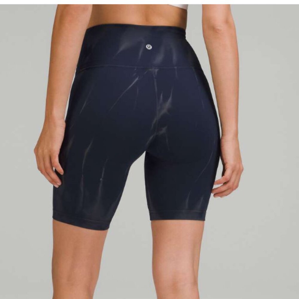 Lululemon Wunder Train High-Rise Short 8" - Sun Bleached Wash True Navy